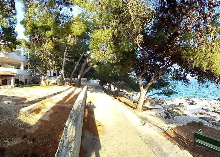 Apartment By The Sea Ivan Dolac - Hvar - 21269