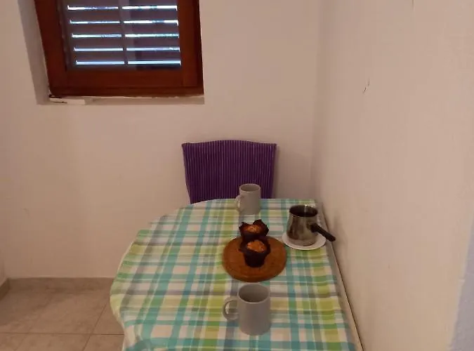 Apartment By The Sea Ivan Dolac - Hvar - 21269 Jelsa (Hvar)