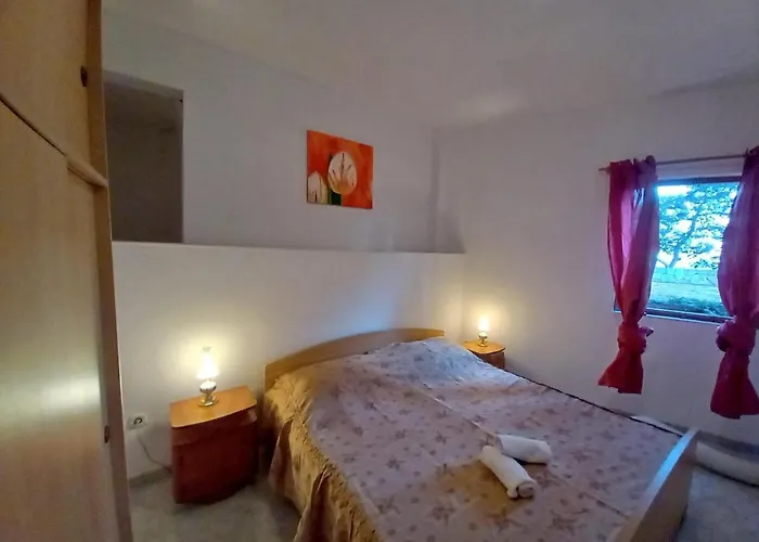 Apartment By The Sea Ivan Dolac - Hvar - 21269